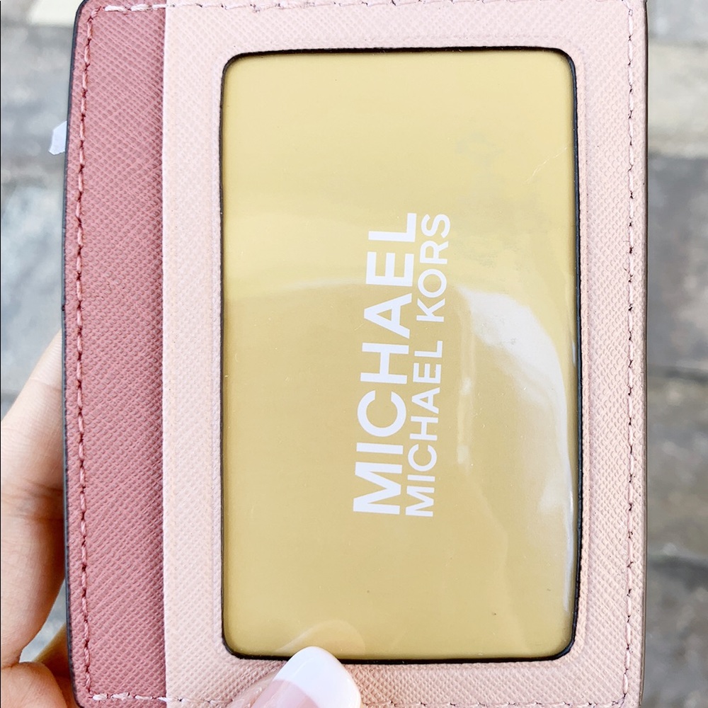 Gaby’sBags👜💕- NWT Michael Kors Card Holder - Picture 3 of 5